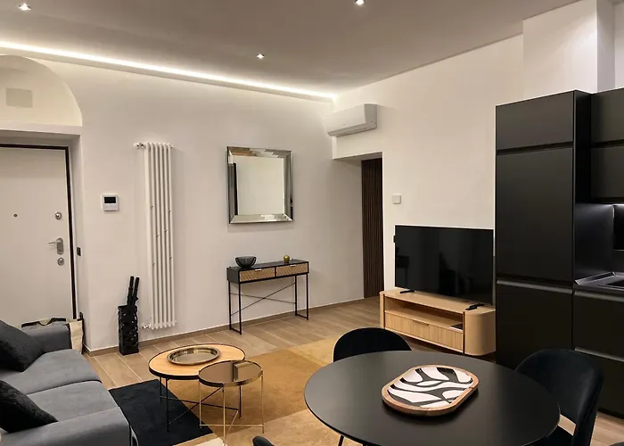 Luxury Navigli ميلان