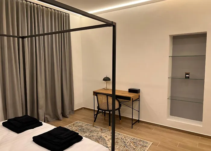 Luxury Navigli ميلان